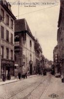 Carte postale ancienne - 122. BESANÇON-les-BAINS - Rue Battant - Les Ecoles