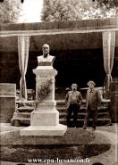 Carte postale ancienne - BESANÇON - Battant - Inauguration de la Statue Bouchot