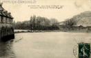 Carte postale ancienne - BESANÇON - Inondations de Janvier 1910 - Colombier Mili...