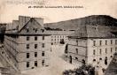 Carte postale ancienne - 488 - BESANÇON - Les Casernes RUTY, Infanterie et Artil...