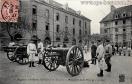 Carte postale ancienne Besançon - Bauer, Marchet et Cie - 5e Régiment d'Artillerie, BESANÇON (Doubs) - Manœuvre de la Pièce de 120 court