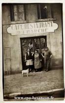 Carte postale ancienne - Café Restaurant du Marché - L. Moyse - Julia et Laurent...