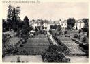 Carte postale ancienne Besançon - L. P. I. - BESANCON - INSTITUT SAINT-VINCENT - Bâtiment annexe - Potager - Petit parc