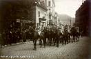Carte postale ancienne - BESANÇON - Place Flore - Cavalcade au profit de la Mais...
