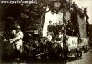 Carte postale ancienne - BESANÇON - Place Flore - Cavalcade au profit de la Mais...