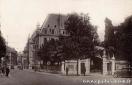 Carte postale ancienne - BESANÇON - Entrée du Casino - Hôtel des Bains et Avenue...