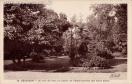 Carte postale ancienne - 58. BESANÇON - Un coin du Parc du Casino de l'Etablisse...