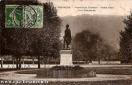 Carte postale ancienne - BESANÇON - Promenade Chamars - Statue Pajol - Fort Chau...