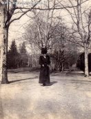 Carte postale ancienne - BESANÇON - "Maman à Chamars - 1911"
