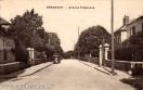 Carte postale ancienne - BESANÇON. - Avenue Villarceau.