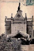 Carte postale ancienne - BESANÇON - La Chapelle des Buis, un jour de Pèlerinage