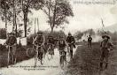 Carte postale ancienne - Section Bisontine des Eclaireurs de France - Un groupe ...