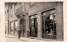 Carte postale ancienne - BESANÇON - Rue du Capitole - A la Martre de France