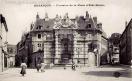 Carte postale ancienne - BESANÇON. - Fontaine de la Place d'Etat-Major.