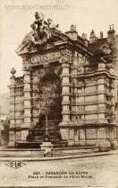 Carte postale ancienne - 223. - BESANÇON-les-BAINS - Place et Fontaine de l'Etat...