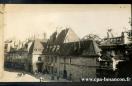 Carte postale ancienne - BESANÇON - Place de l'État-Major et rue du Capitole - A...