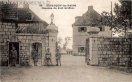 Carte postale ancienne - 94. - BESANÇON-les-BAINS. - Caserne du Fort Griffon.