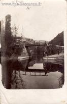 Carte postale ancienne - Besançon - Le petit Pont de Chamars