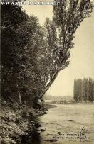 Carte postale ancienne - 649 - BESANÇON - Les bords du Doubs à Mazagran