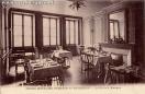 Carte postale ancienne - COURS HOTELIER FÉMININ de BESANÇON. - La Salle à Manger...