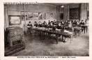 Carte postale ancienne - COURS HOTELIER FÉMININ de BESANÇON. - Salle des Cours