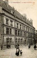 Carte postale ancienne - 22 BESANÇON - Le Palais Granvelle (1540)