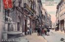 Carte postale ancienne - BESANÇON. Fontaine des Carmes. Grande-Rue.