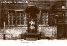 Carte postale ancienne - 32. BESANÇON - Fontaine des Carmes