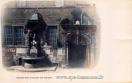 Carte postale ancienne - Besançon - Grande-Rue, Fontaine des Carmes