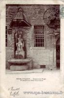 Carte postale ancienne - BESANÇON. - Grande Rue - Fontaine des Carmes