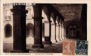 Carte postale ancienne - 2558 BESANÇON-LES-BAINS - COUR DES CARMES