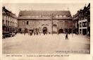 Carte postale ancienne - 2837 BESANÇON - PLACE DU 4 SEPTEMBRE ET HOTEL DE VILLE