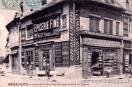 Carte postale ancienne - BESANÇON - Angle de la Rue des Granges et Rue de Glères