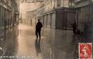 Carte postale ancienne - BESANÇON - Rue des Granges - Inondations de 1910