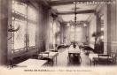 Carte postale ancienne - HOTEL DE PARIS, BESANÇON. - Salle à Manger des Petits D...
