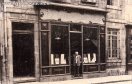 Carte postale ancienne - Besançon - Tailleur Moderne - 62, Rue des Granges