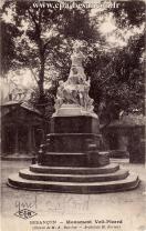 Carte postale ancienne - BESANÇON - Monument Veil-Picard (Œuvre de M. A. Boucher...
