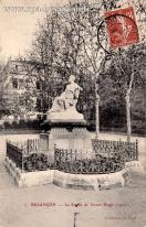 Carte postale ancienne - 7 BESANÇON - La Statue de Victor-Hugo (1902)