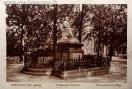 Carte postale ancienne Besançon - BITCHE - BESANÇON-LES-BAINS - Promenade Granvelle - Monument Victor Hugo