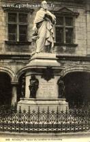 Carte postale ancienne - 343 - BESANÇON - Statue du Cardinal de Granvelle