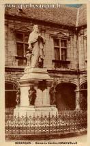 Carte postale ancienne - BESANÇON - Statue du Cardinal GRANVELLE
