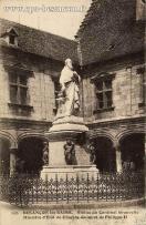 Carte postale ancienne - 153. - BESANÇON-les-BAINS. - Statue du Cardinal Granvel...