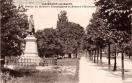 Carte postale ancienne - BESANÇON-les-BAINS. - Statue du Général Jeanningros et ...