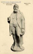 Carte postale ancienne - N. 9 - Concours du Monument PROUDHON - Maquette de M. B...