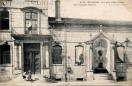 Carte postale ancienne - N. 29 - BESANÇON - Le Lycée Victor Hugo et la Fontaine ...