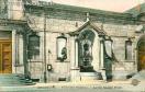 Carte postale ancienne - BESANÇON. - Fontaine Pasteur. - Lycée Victor Hugo.