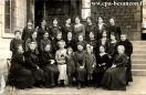 Carte postale ancienne - BESANÇON - Pensionnat de Besançon - Professeurs et pion...