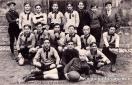 Carte postale ancienne Besançon - Cl. Burger - Lycée de BESANÇON - 2me Équipe de Football Rugby 1911-1912