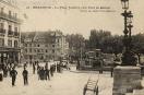 Carte postale ancienne - 25 - BESANÇON - La Place Jouffroy et le Pont de Battant