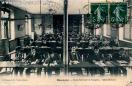 Carte postale ancienne Besançon - H. Tourte & Petetin - Besançon. - Ecole Normale de Garçons. - Salle d'Etudes